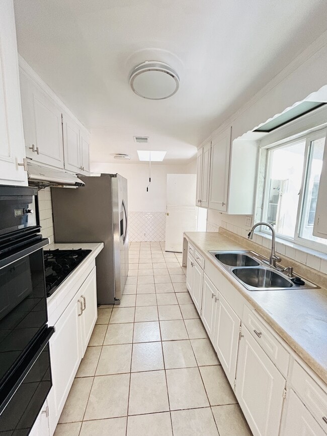 property at 751 Ruth Dr