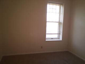 5795 Pershing Ave in St. Louis, MO - Building Photo - Building Photo