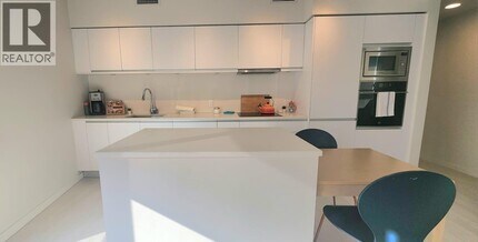 180 E 2nd Ave in Vancouver, BC - Building Photo - Building Photo