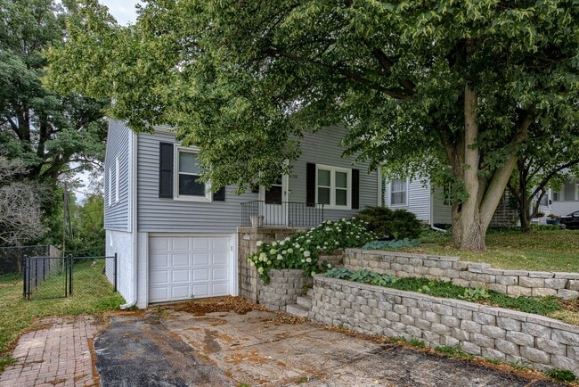 property at 4308 California St