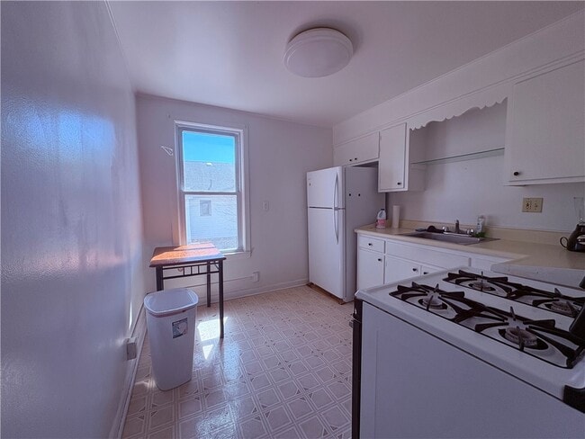 61 Church St in Oneonta, NY - Building Photo - Building Photo