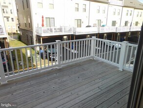 1032 Cantina Terrace SE in Leesburg, VA - Building Photo - Building Photo
