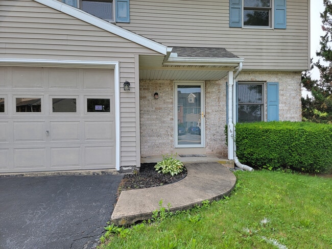 160 Tom Ave in Ephrata, PA - Building Photo - Building Photo