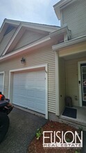 5 Marion Ave in Essex Junction, VT - Building Photo - Building Photo
