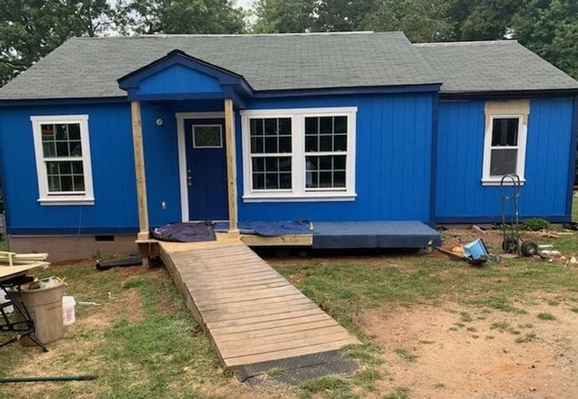 property at 2693 Old Mountain Rd