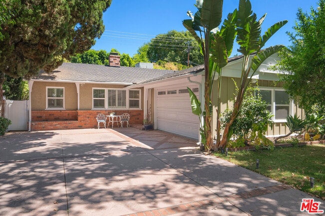 property at 5146 Topanga Canyon Blvd