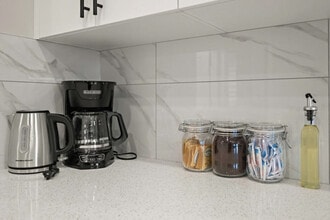 3520 Erlanger Link NW in Edmonton, AB - Building Photo - Building Photo