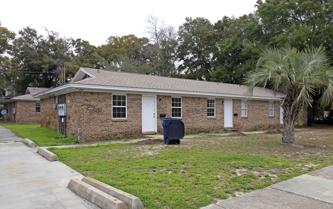 1100-1102 Frankford Ave in Panama City, FL - Foto de edificio