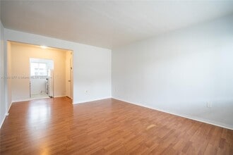 7315 Harding Ave in Miami Beach, FL - Building Photo - Building Photo