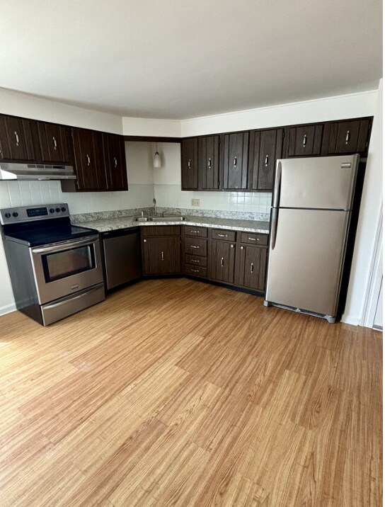 110 Losson Rd in Cheektowaga, NY - Building Photo