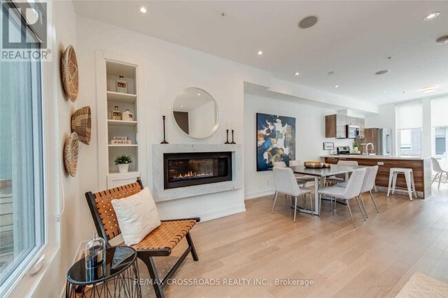 12 Vince Ave in Toronto, ON - Building Photo - Building Photo