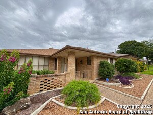 5837 Northgap Dr in San Antonio, TX - Foto de edificio - Building Photo