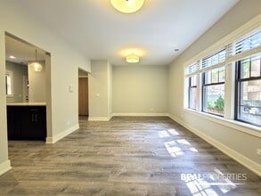 916 Crain St in Evanston, IL - Building Photo - Building Photo