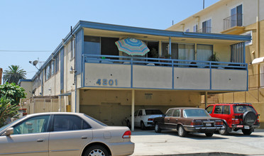 4201 Mclaughlin Ave in Los Angeles, CA - Building Photo - Building Photo