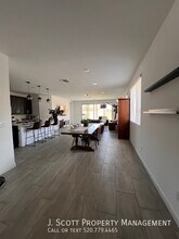 6910 S 12th Pl in Phoenix, AZ - Building Photo - Building Photo