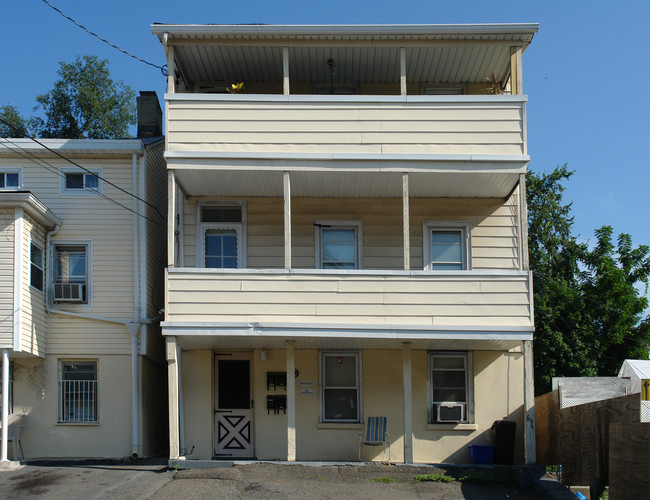 53 chestnut St in Tarrytown, NY - Building Photo - Building Photo