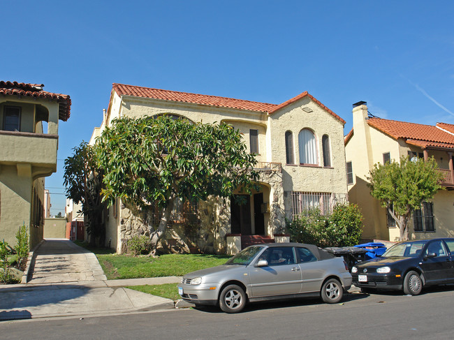 361 N Stanley Ave in Los Angeles, CA - Building Photo - Building Photo