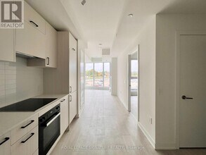 1 Kyle Lowry Rd in Toronto, ON - Building Photo - Building Photo