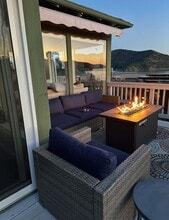2332-2332 Paradise Dr in Tiburon, CA - Building Photo - Building Photo