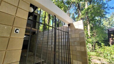 7019 SW 44 Ave in Gainesville, FL - Building Photo - Building Photo