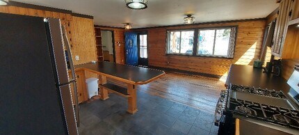 627 W Chestnut St in Leadville, CO - Building Photo - Building Photo