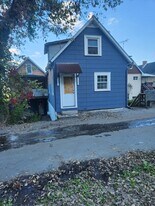 437 Freeport Rd in Creighton, PA - Building Photo