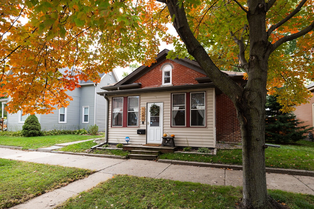 1240 Denton St in La crosse, WI - Foto de edificio