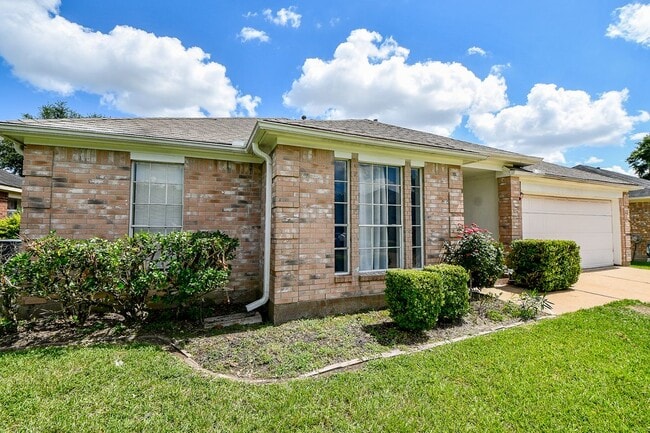 19723 Ridge Falls Ct in Cypress, TX - Building Photo - Building Photo