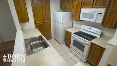 1664 Vista Del Sol in San Mateo, CA - Building Photo - Building Photo