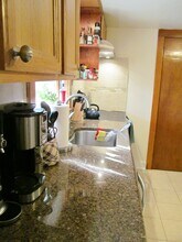 81 Anderson St, Unit 2 in Raritan, NJ - Foto de edificio - Building Photo