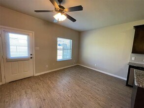 8711 Ellis Dr in Weatherford, TX - Building Photo - Building Photo