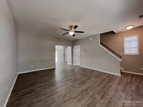 2820 Oasis Ln in Charlotte, NC - Building Photo - Building Photo