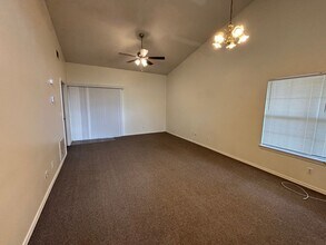 1417 N Greenwich Ave in Russellville, AR - Building Photo - Building Photo