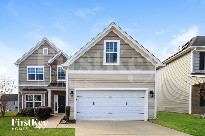 744 Breeders Cup Dr in Whitsett, NC - Building Photo