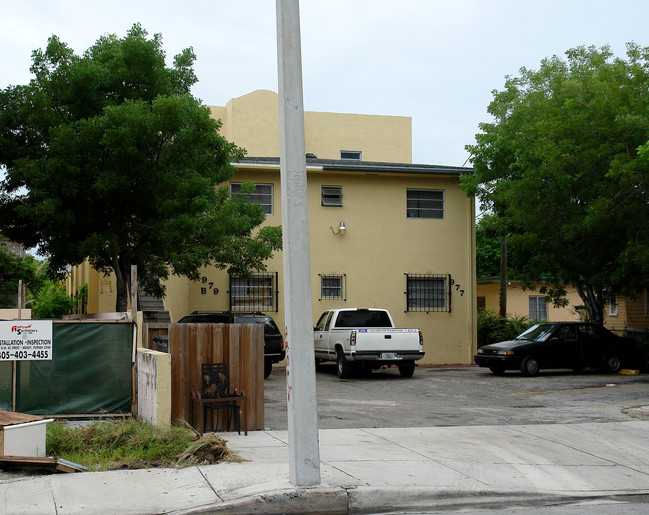 979 NW 4th St in Miami, FL - Building Photo - Building Photo