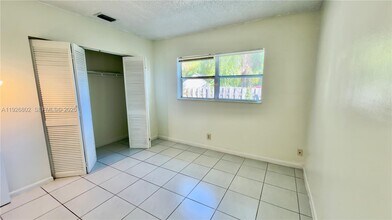 274 SW 9th St in Dania Beach, FL - Building Photo - Building Photo