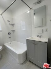 10812 S Manhattan Pl in Los Angeles, CA - Building Photo - Building Photo