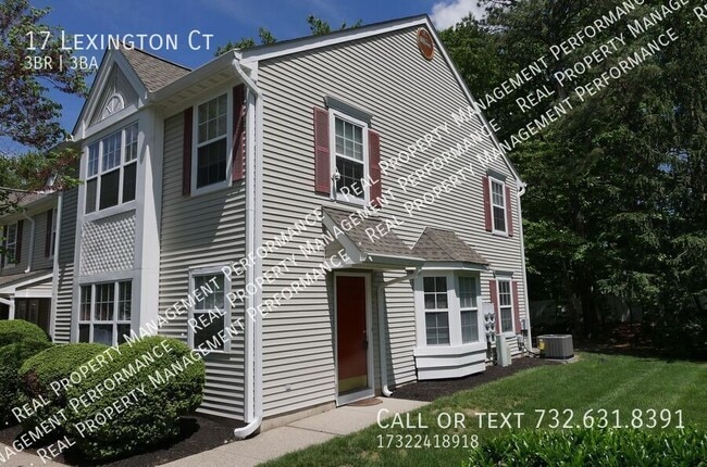 17 Lexington Ct in Holmdel, NJ - Building Photo - Building Photo