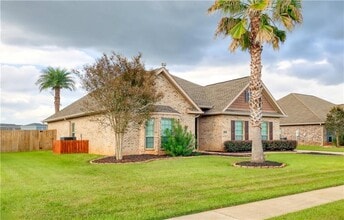 657 Parish Lakes Dr in Foley, AL - Building Photo - Building Photo
