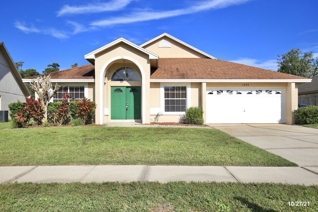 1933 Gamboge Dr in Orlando, FL - Building Photo