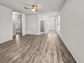 595 Eves Necklace Dr. in Mustang Ridge, TX - Building Photo - Building Photo