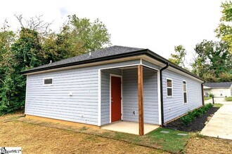 405 E Hampton Ave in Spartanburg, SC - Building Photo - Building Photo