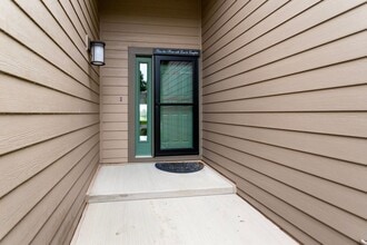 72 Woodbridge Dr in Colorado Springs, CO - Building Photo - Building Photo
