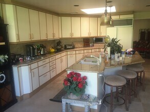 23 Duke Dr in Rancho Mirage, CA - Building Photo - Building Photo