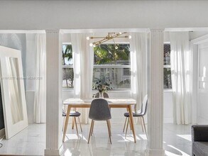 421 Grand Concourse in Miami Shores, FL - Building Photo - Building Photo