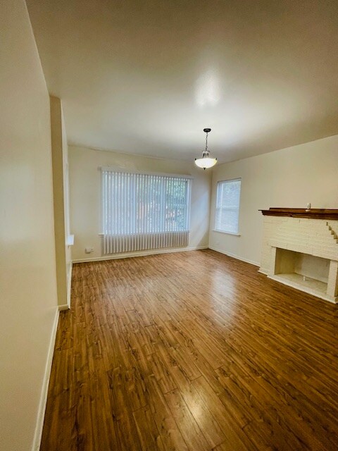 1656 N Linder Ave in Chicago, IL - Building Photo