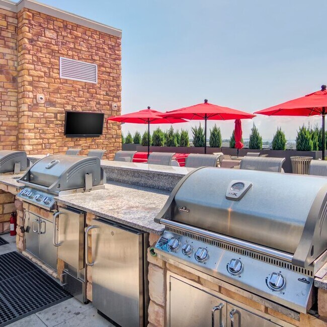 550 West Ave Apartments and Nearby Norwalk Apartments For Rent