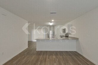 12378 Paramount Dr S in Punta Gorda, FL - Foto de edificio - Building Photo