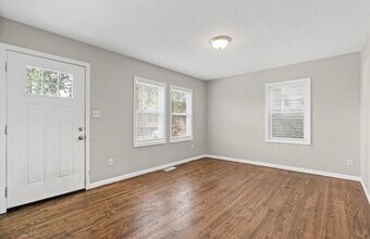 5508 Saida St in Kansas City, MO - Building Photo - Building Photo