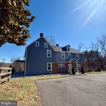 17700 Barnesville Rd in Barnesville, MD - Building Photo - Building Photo